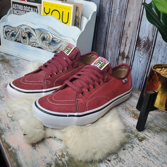 Vans Other - Vans av classic ski pro mens maroon brown sneakers